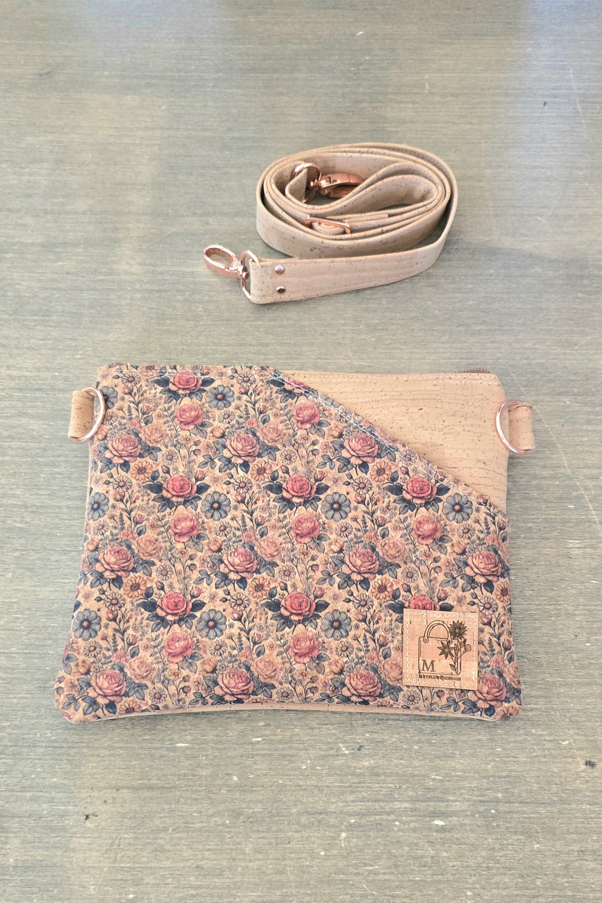 Roses Small Crossbody Bag