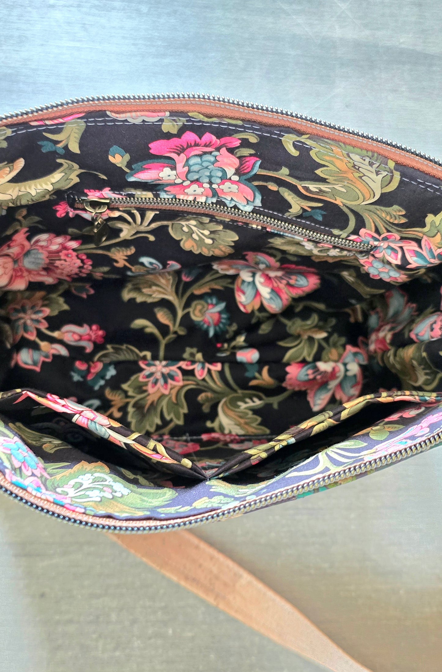 Shoulder/Crossbody Bag