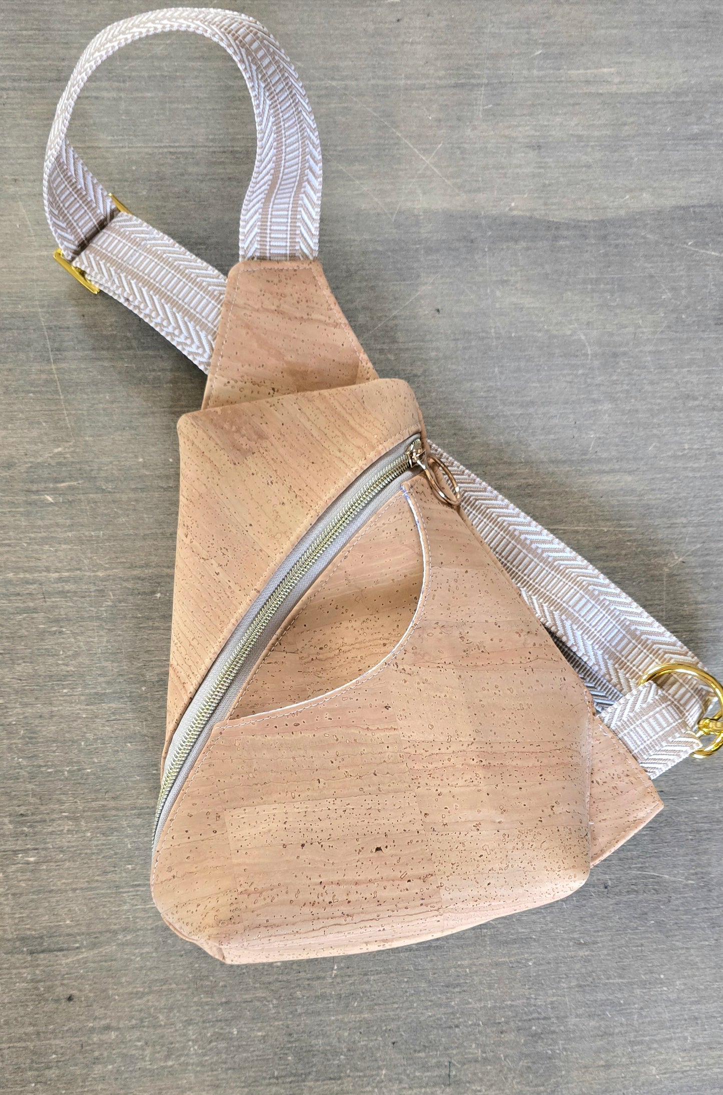 Sling Natural Cork Bag