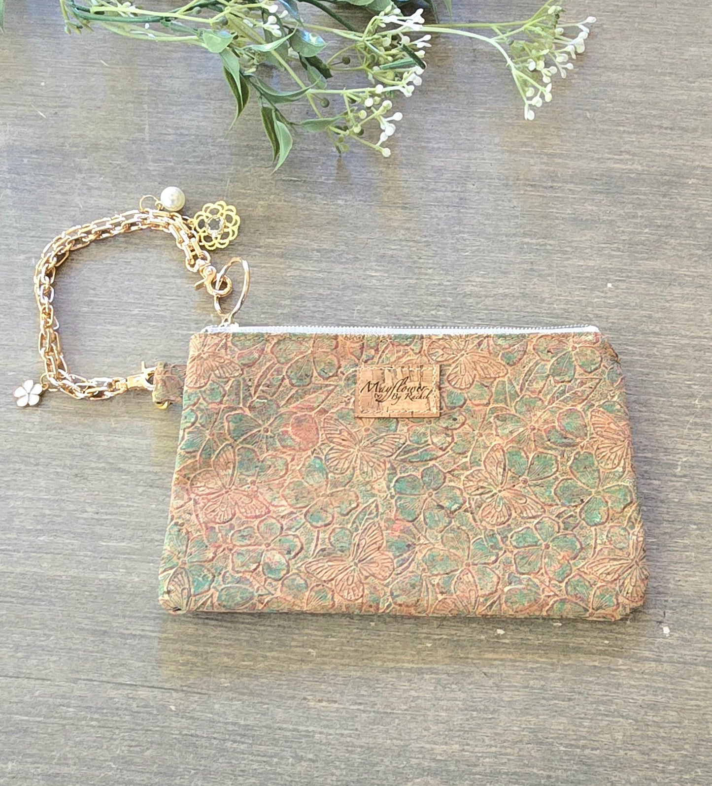 Wristlet bag
