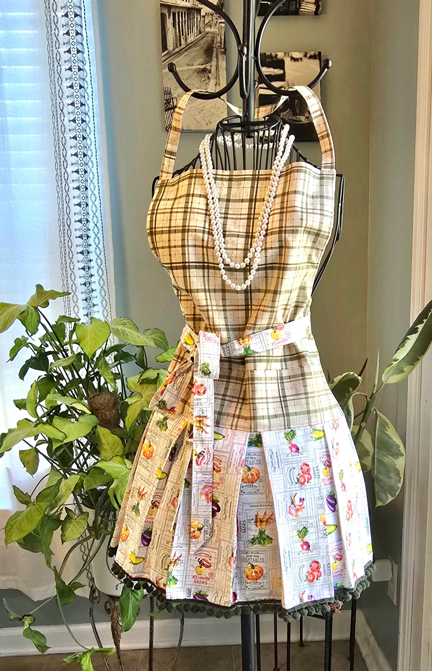Retro Kitchen Apron