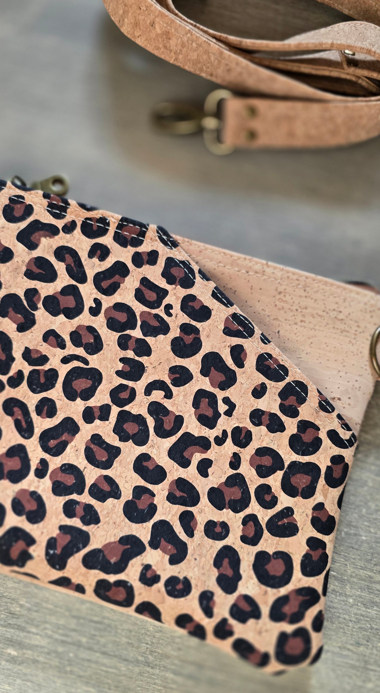 Crossbody bag Cheetah Print