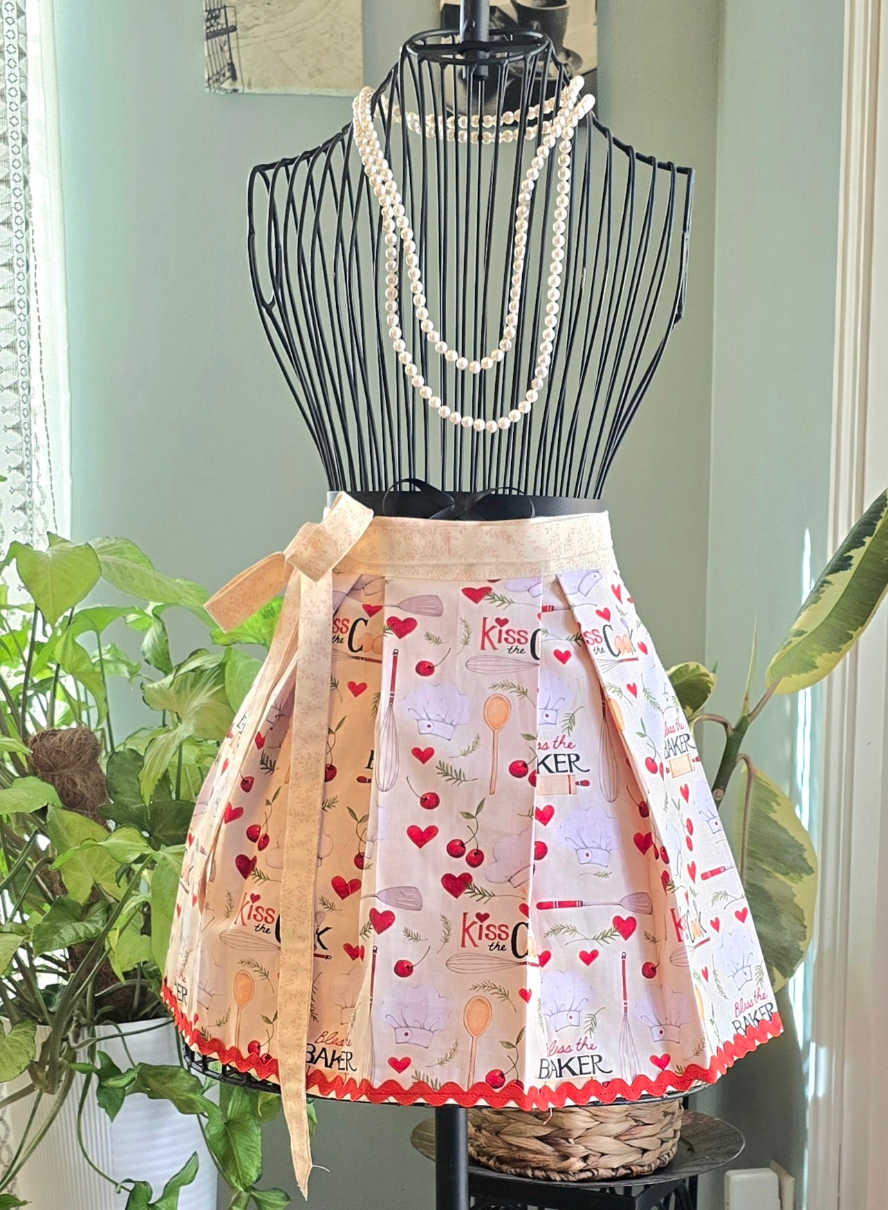 Kiss the Baker Kitchen Apron