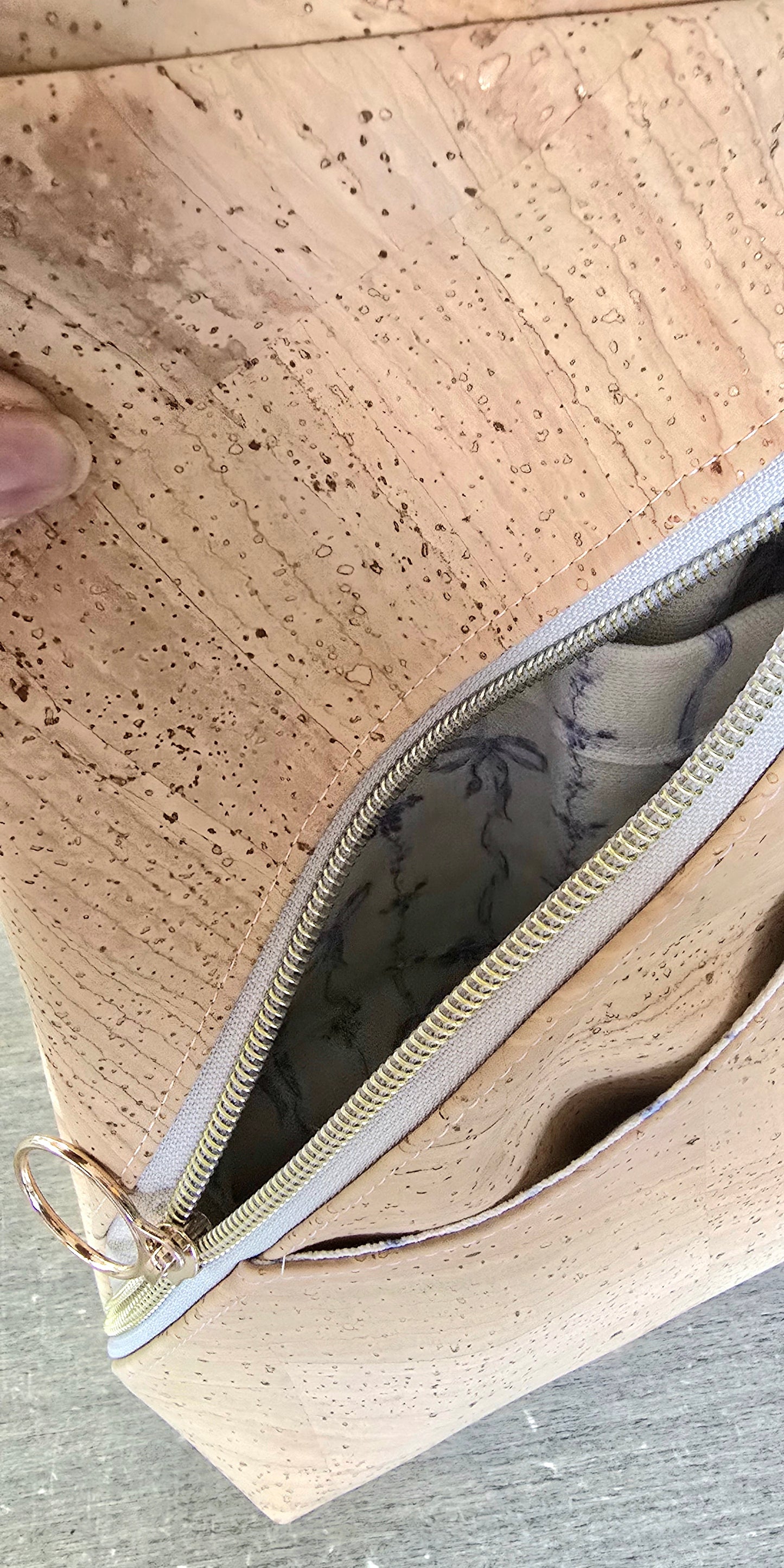 Sling Natural Cork Bag